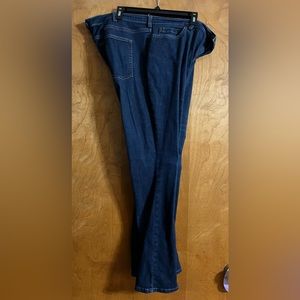 Duluth Trading Co misses bootcut jeans sized 18x31